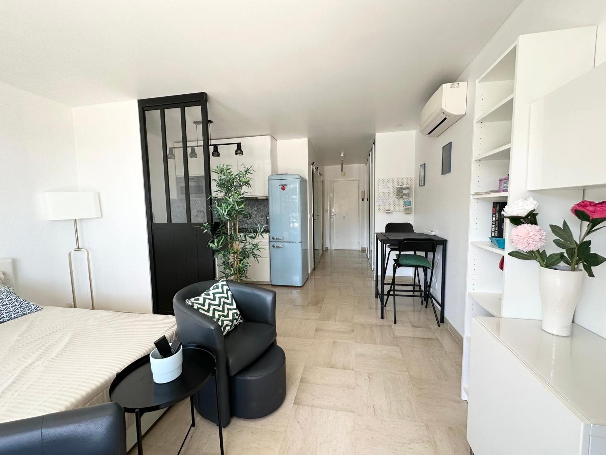 Nice, Grand Studio - Piscine - Terrasse Vue Mer Apartment ภายนอก รูปภาพ